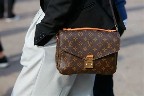 louis vuitton crossbody damen|louis vuitton crossbody for men.